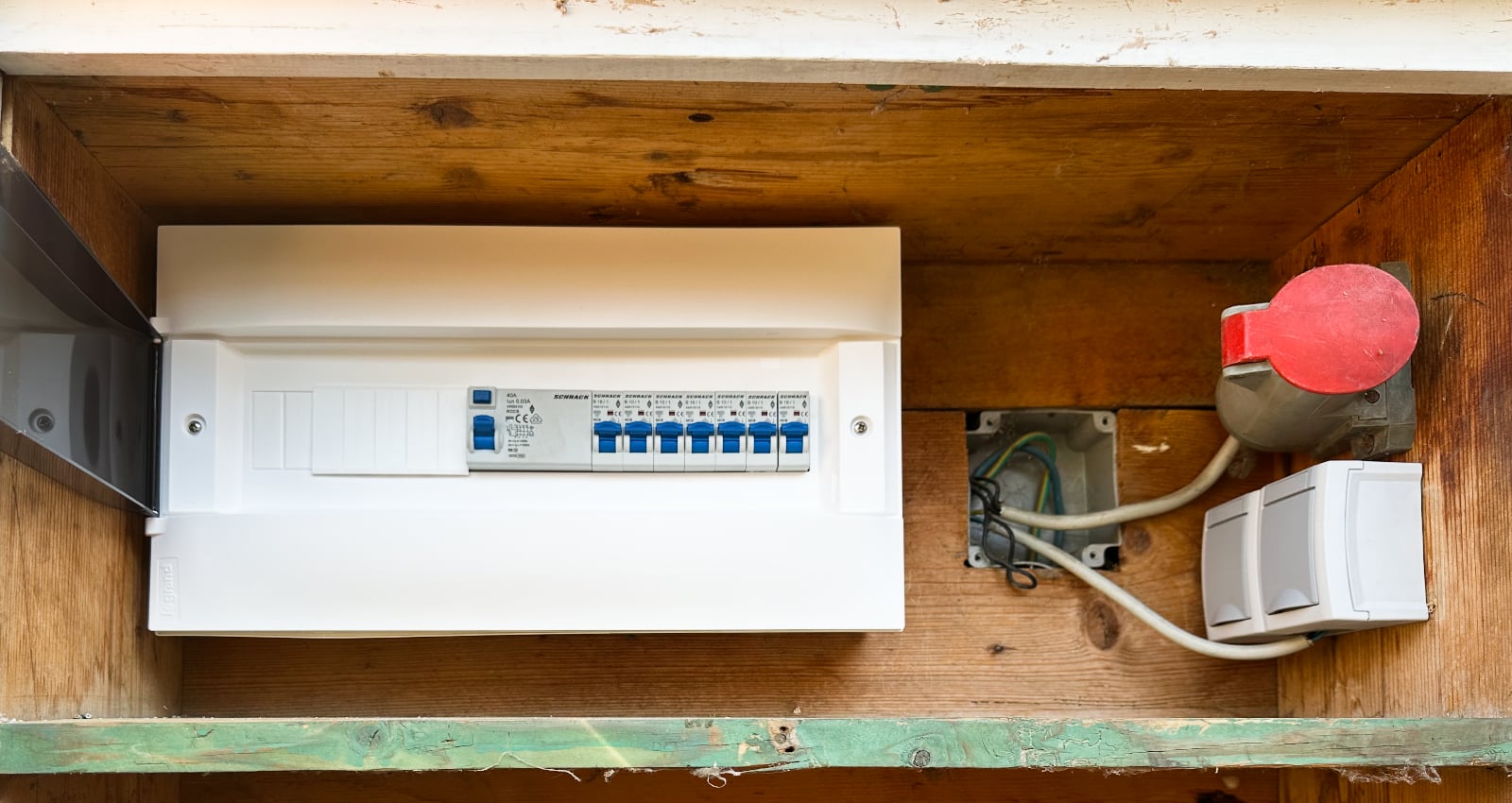 The new distribution box distribution-box-after